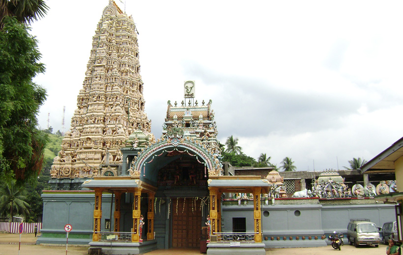 Sigiriya/Matale Hindu Temple/Kandy Murugan Te